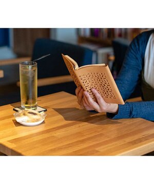  カットワーク ブックカバー