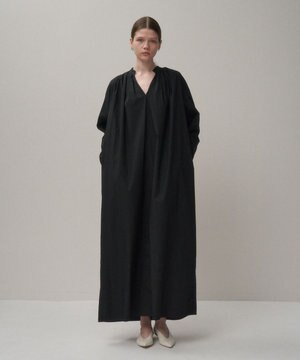  NATURAL DYED COTTON LAWN | タックロングスリーブドレス