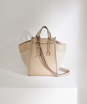 ４WAYトート バッグ