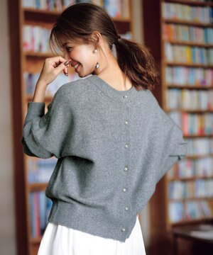  【新色追加/洗える】ふわふわニット パールボタンカーディガン