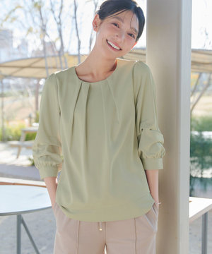 つまみタック袖レイヤードブラウス