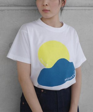  【UNISEX】mountain&moon Tシャツ