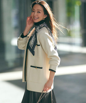 ミニブークレ ニットジャケット