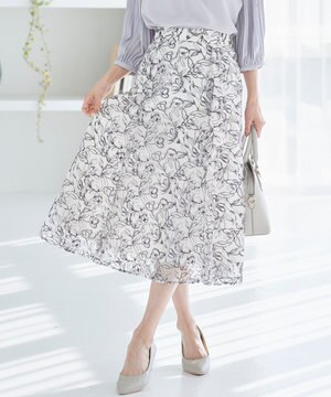  【洗える】ラインフラワーエンブロイダリー スカート