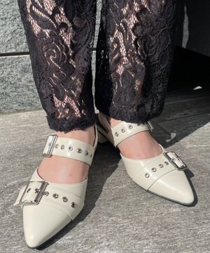  ハトメベルトポインテッドシューズ