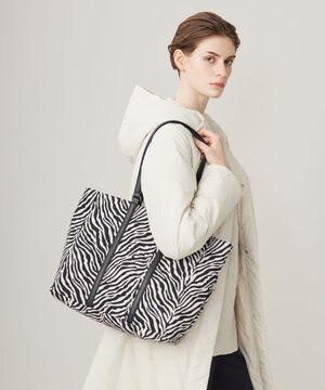  【A4サイズ収納可】2WAYハンドルトート