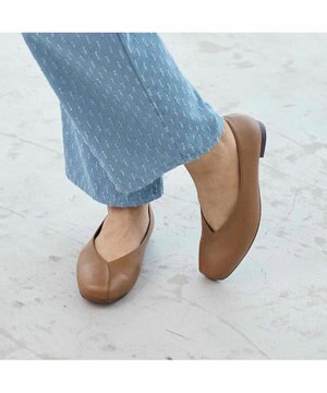  <ing>【WEB限定】スクエアトゥVカットフラットシューズ