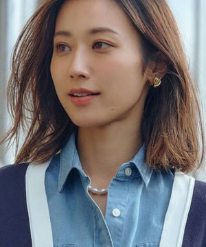 【CLASSY.6月号掲載】ラインアーチ イヤリング