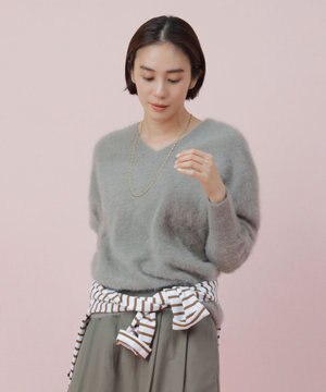  フォックスカシミヤ Vネックニット