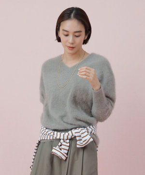 フォックスカシミヤ Vネックニット