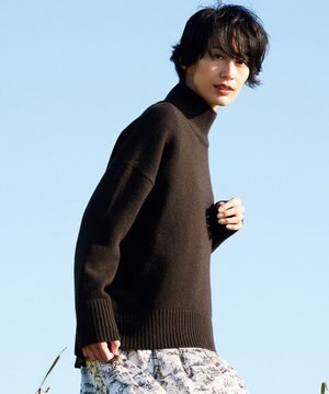  【好評につき新色追加/CLASSY.1月号掲載】ウールカシミヤブレンド スタンドネック ニット