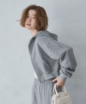  ショートZIPパーカー