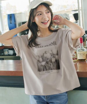  【おのののかさん着用】「サマケア」グラフィックプリントTシャツ