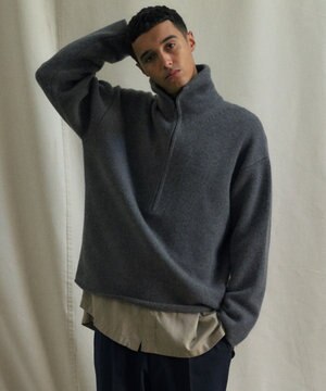 【ユニセックス】ウールカシミヤブレンドバルキー ジップアップタートル ニット(番号2T56)