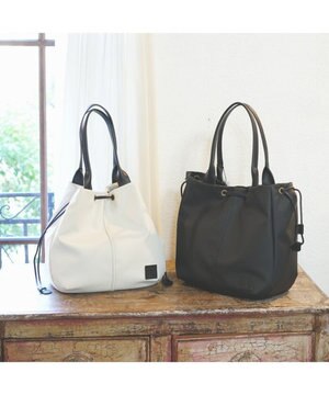  【水や汚れに強い / A4サイズ対応】巾着トート / REGALO