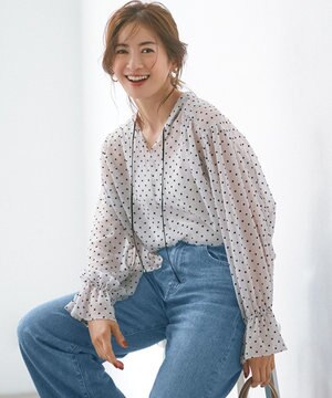  【洗える】クレープドットフロッキー ブラウス