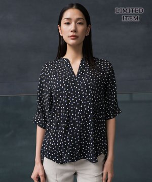  【新色追加・WEB限定】BackSatinAmunzen 5分袖キーネックブラウス