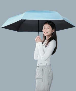  【遮光100％/超軽量/大きめ】マジで軽い傘 晴雨兼用 折りたたみ日傘 マジカルテックプロテクション 61cm