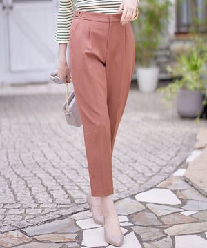  【洗える】サイドバックルタックテーパード パンツ