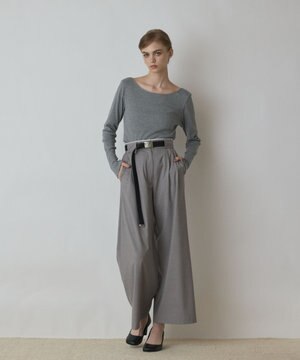  タックワイドパンツ