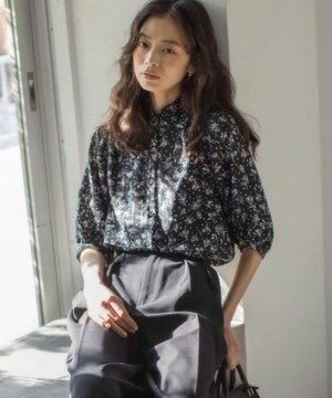  フラワードットプリント ブラウス