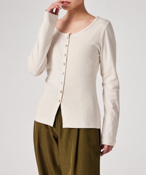  スクエアボタン 長袖カットソー