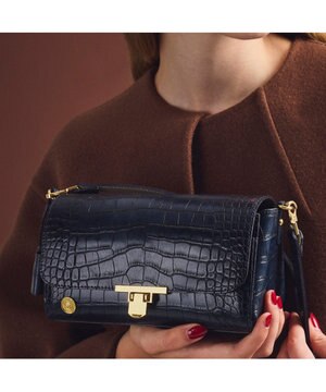  【牛革】クロコ型押しラウンドクラッチショルダー