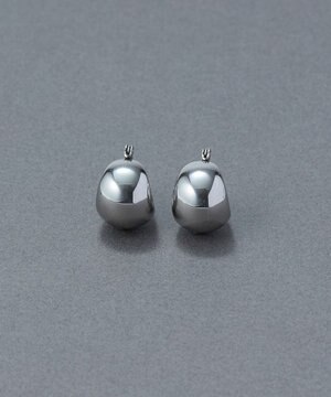  〈金属アレルギー対応〉ドームメタルフープピアス/シルバー　シンプル/大振り