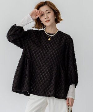  【洗える】シアーカットジャカード ブラウス