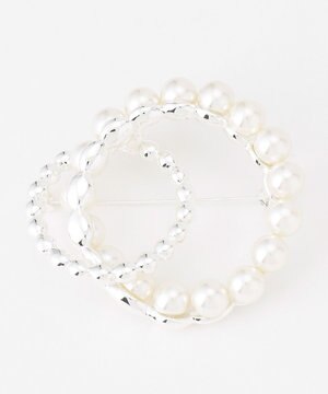 パールサークルブローチ