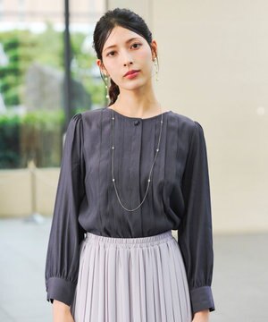  【洗える】シアーピンタックブラウス