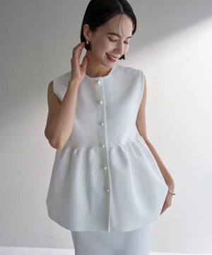  【VERY×UNFILOコラボ】2WAY ペプラムジレ