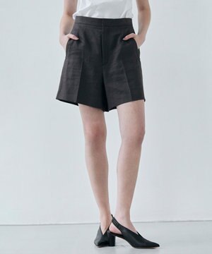  【CLASSY. 4月号掲載】CRINUM / リネンショートパンツ