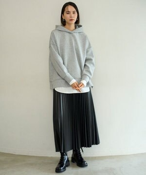  フェイクレザー プリーツスカート