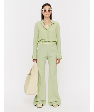  ギャバジンストレッチ　フィットフレアートラウザーズ