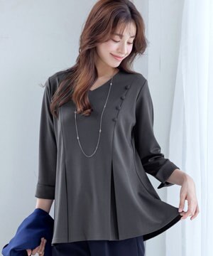  【洗える】美ラインタックボタンカットソートップス