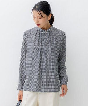  【洗える】バックサテンアムンゼン千鳥プリント ブラウス