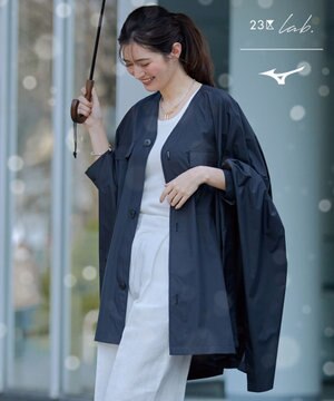 【23区 lab./MIZUNOコラボ】撥水防風 コンパクト Vネック ポンチョ