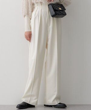 ナチュラルストレッチサキソニー タック ワイドパンツ