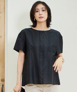  【接触冷感・洗える】エンブロイダリーローン Tブラウス