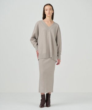  ラメVネックニットトップ