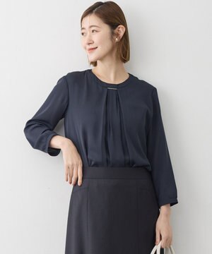  【洗える】シルキーデシン バーアクセント ブラウス