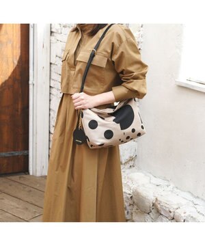  【長財布やペットボトルも入る / チャーム付き】ショルダー / REGALO