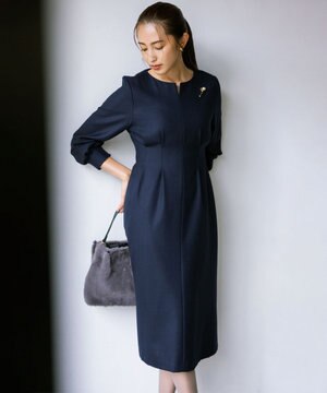 ウールジョーゼット スリットネックワンピース