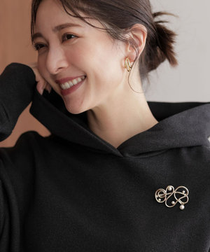 メタルラインパールポイントブローチ