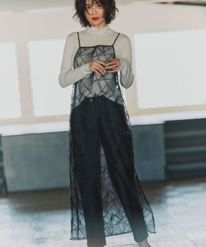  【見上愛さん着用】刺繍レース キャミソールワンピース