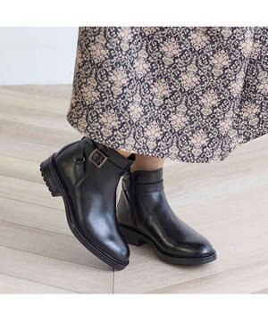  <ing>【WEB限定】クロスベルトデザインショートブーツ