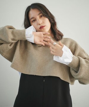 【洗える】カシミヤブレンドバルキーショート丈ニット