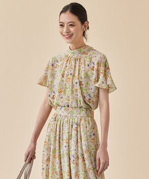 【洗える】ペジプールフラワープリントボウタイ ブラウス