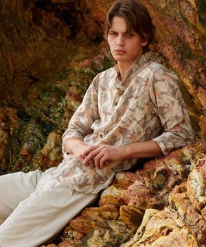  ボタニカルプリント7分袖シャツ